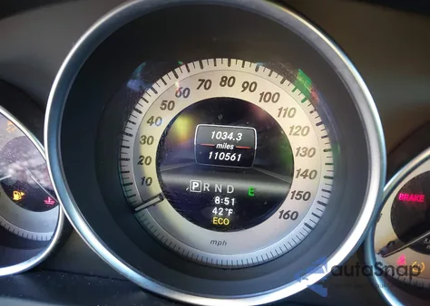 2013 Mercedes-Benz C 300 Sport 4Matic из США, поврежденный, VIN WDDGF8AB9DG077089